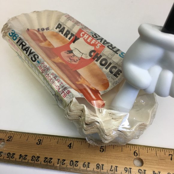 Vtg 1963 Chefs Party Choice Hot Dog Tray Fluted Paper White Prop Collector Rare - Picture 9 of 11